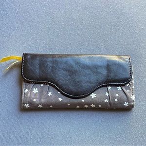 Thirty-one wallet.